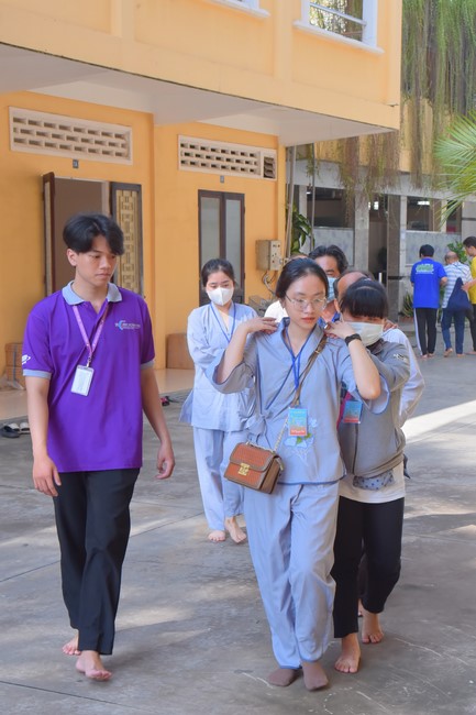 Gratitude ceremony and gift giving for the Blind Association of Charity Board