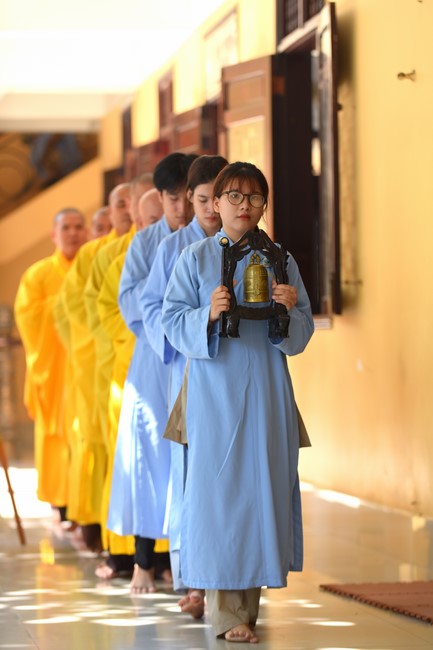 Gratitude ceremony and gift giving for the Blind Association of Charity Board