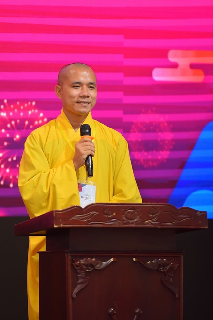 Gratitude ceremony and gift giving for the Blind Association of Charity Board