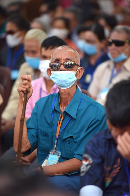 Gratitude ceremony and gift giving for the Blind Association of Charity Board