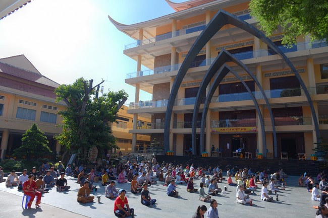 Community program Purification of body- mind, Guiding a healthy living method in accordance with the nature