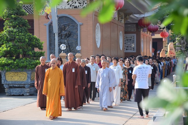 Community program Purification of body- mind, Guiding a healthy living method in accordance with the nature