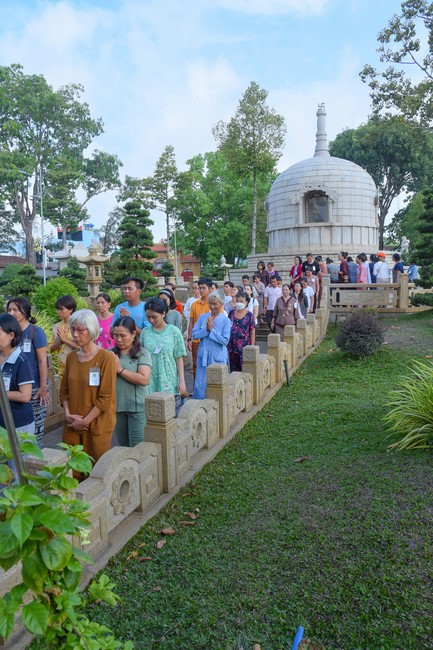 Community program Purification of body- mind, Guiding a healthy living method in accordance with the nature