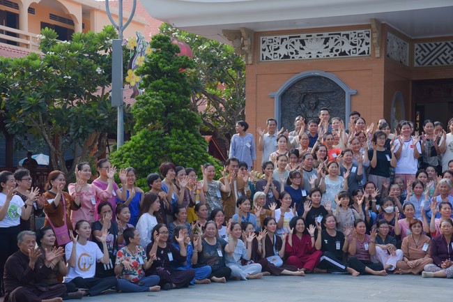 Community program Purification of body- mind, Guiding a healthy living method in accordance with the nature