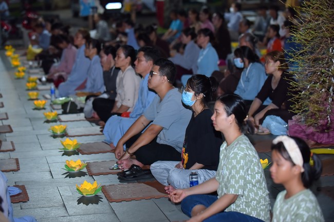 Repentant ceremony for the names of Bodhisattva Avalokitesvara