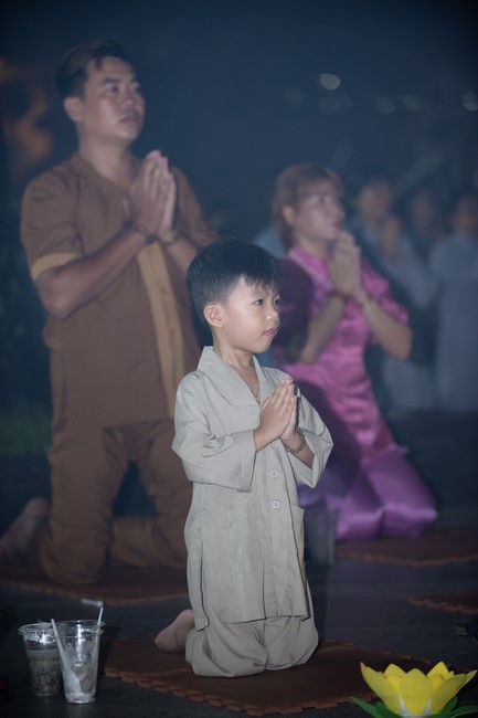 Repentant ceremony for the names of Bodhisattva Avalokitesvara