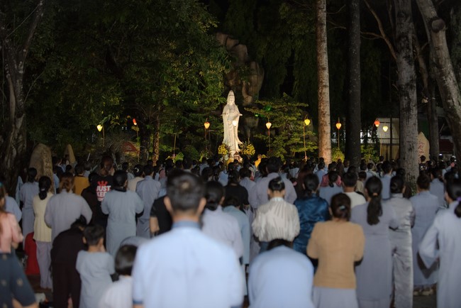 Repentant ceremony for the names of Bodhisattva Avalokitesvara