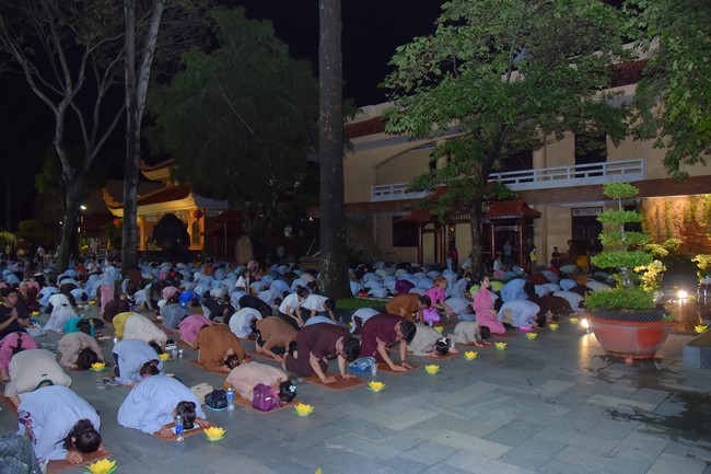 Repentant ceremony for the names of Bodhisattva Avalokitesvara