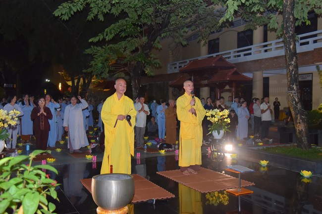 Repentant ceremony for the names of Bodhisattva Avalokitesvara