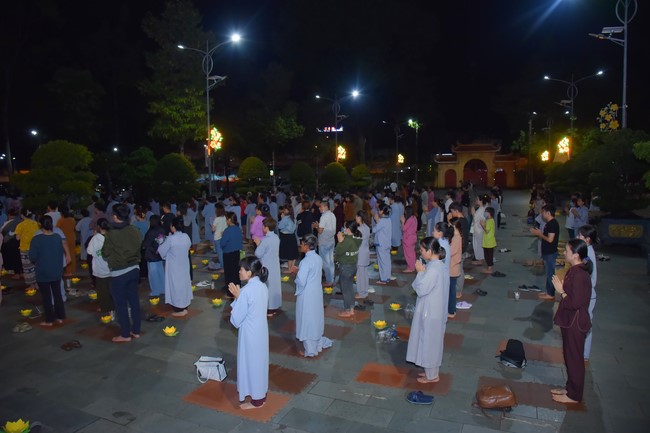 Repentant ceremony for the names of Bodhisattva Avalokitesvara