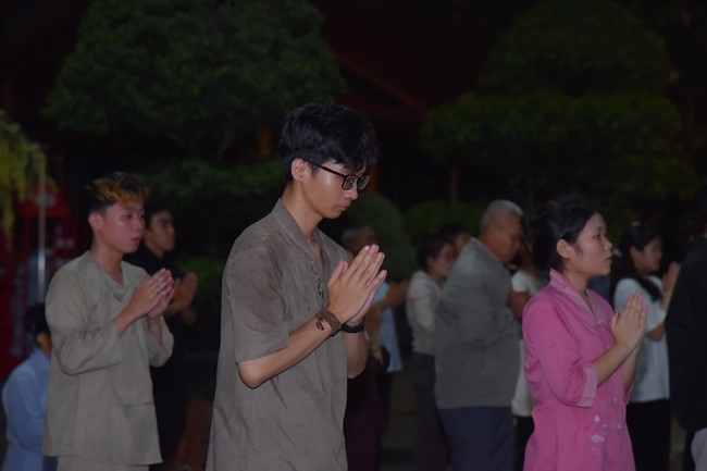 Repentant ceremony for the names of Bodhisattva Avalokitesvara