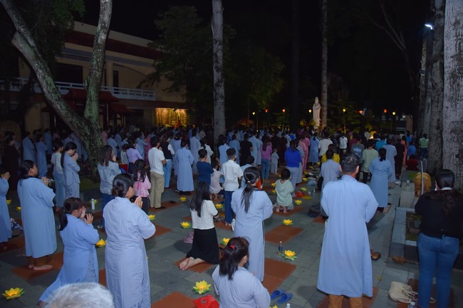 Repentant ceremony for the names of Bodhisattva Avalokitesvara