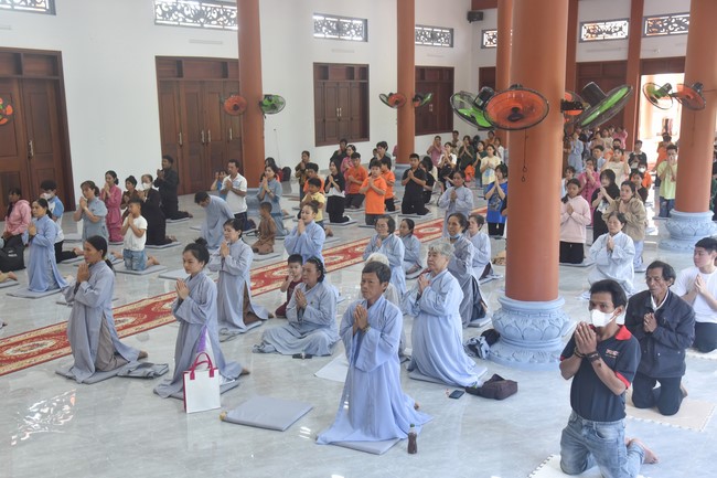 One-Day Peaceful Retreat at Dang Phap Pagoda, Binh Phuoc