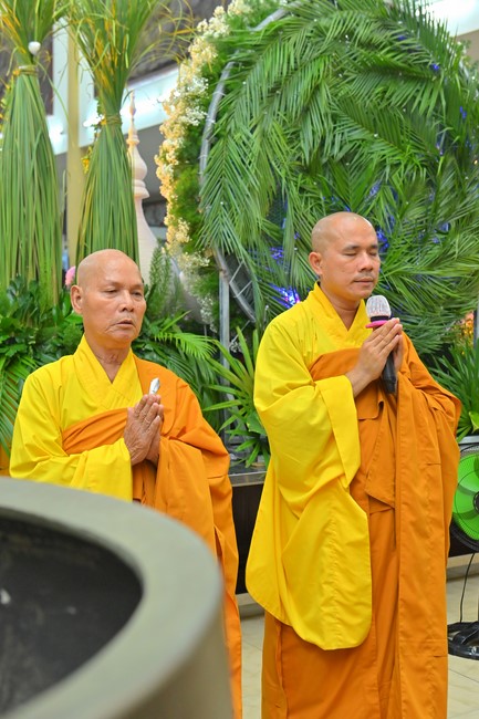 Repentance ceremony on April 14th, Year of the Cat