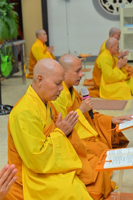 Repentance ceremony on April 14th, Year of the Cat