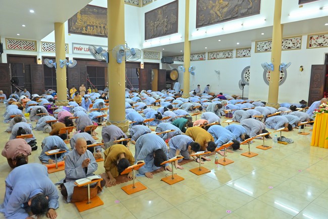 Repentance ceremony on April 14th, Year of the Cat