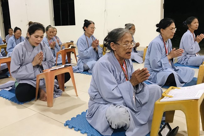 Chùa Đống Cao – Thanh Hóa: Lễ Sám hối và Tắm Phật