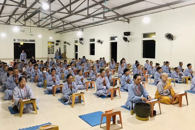 Chùa Đống Cao – Thanh Hóa: Lễ Sám hối và Tắm Phật