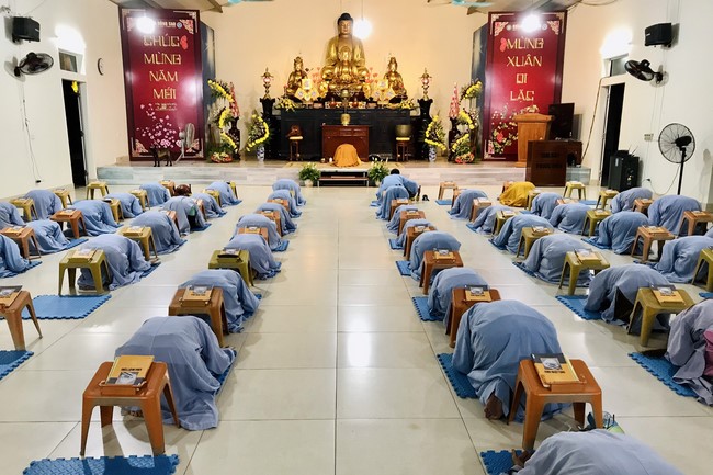 Chùa Đống Cao – Thanh Hóa: Lễ Sám hối và Tắm Phật