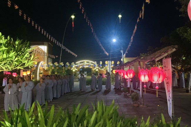 Chùa Đống Cao – Thanh Hóa: Lễ Sám hối và Tắm Phật