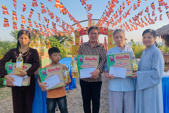 Chùa Đống Cao – Thanh Hóa: Kết khóa Khóa tu “Hướng Về Mùa Phật Đản” và thiện sự ngày rằm