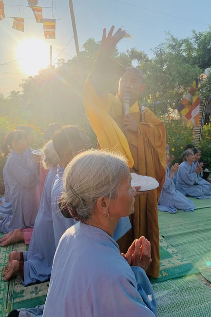 Chùa Đống Cao – Thanh Hóa: Kết khóa Khóa tu “Hướng Về Mùa Phật Đản” và thiện sự ngày rằm