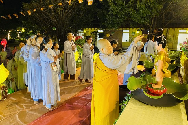 Chùa Đống Cao – Thanh Hóa: Kết khóa Khóa tu “Hướng Về Mùa Phật Đản” và thiện sự ngày rằm