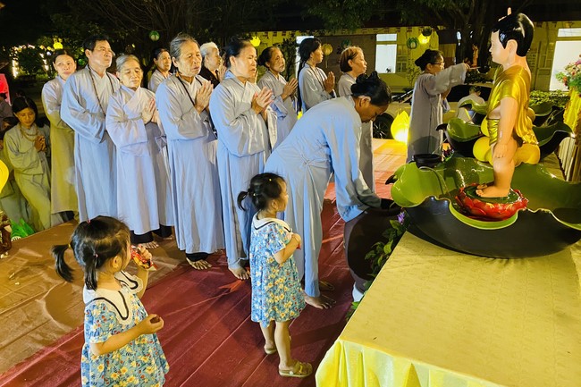 Chùa Đống Cao – Thanh Hóa: Kết khóa Khóa tu “Hướng Về Mùa Phật Đản” và thiện sự ngày rằm