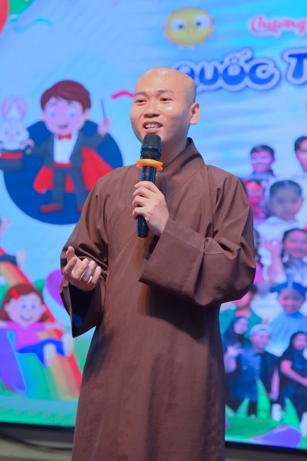 Performances on International Children's Day