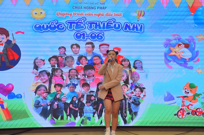 Performances on International Children's Day