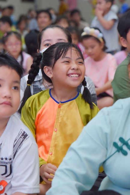 Performances on International Children's Day
