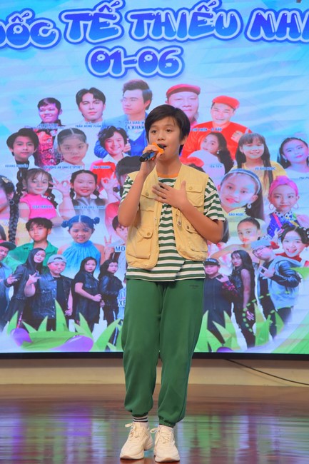 Performances on International Children's Day