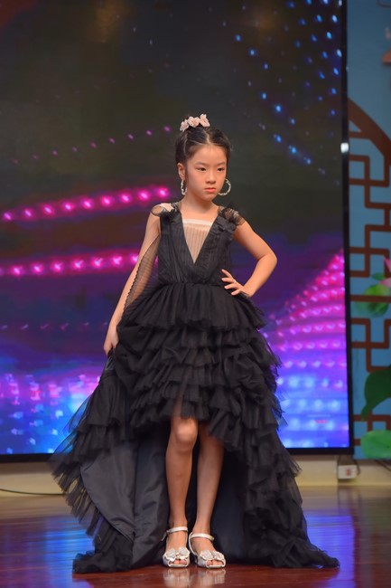 Performances on International Children's Day