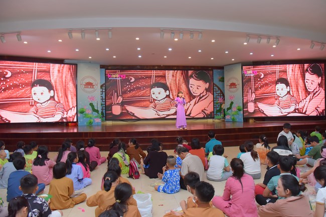 Performances on International Children's Day