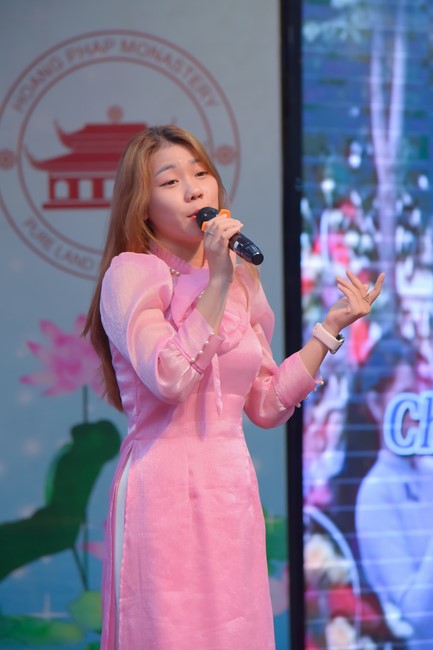 Performances on International Children's Day