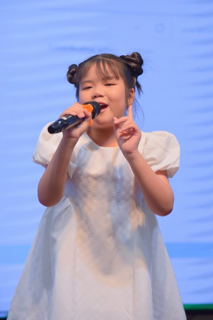 Performances on International Children's Day