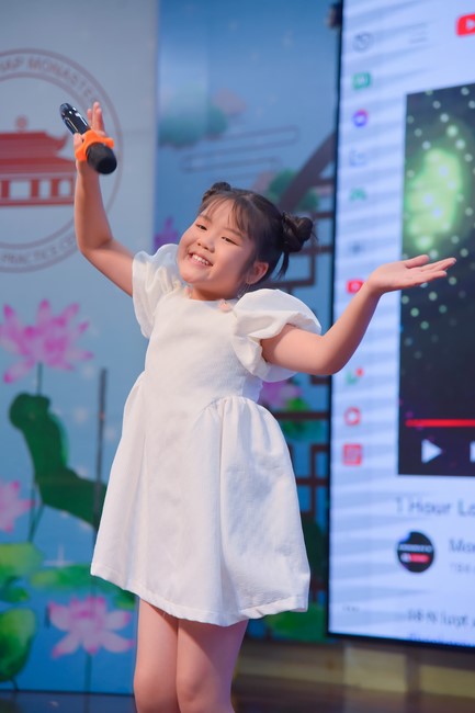 Performances on International Children's Day