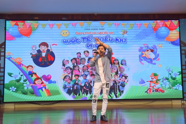 Performances on International Children's Day