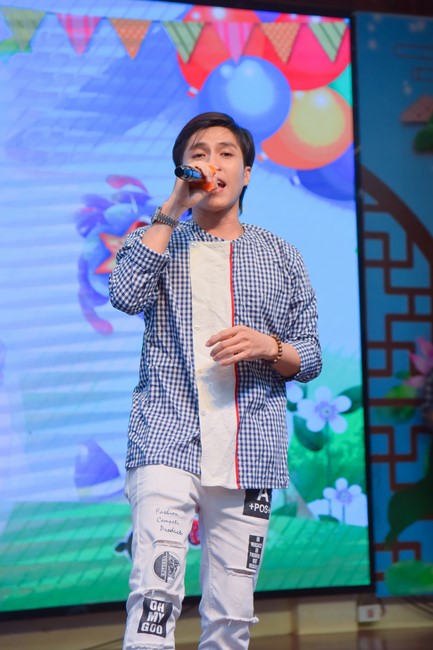 Performances on International Children's Day