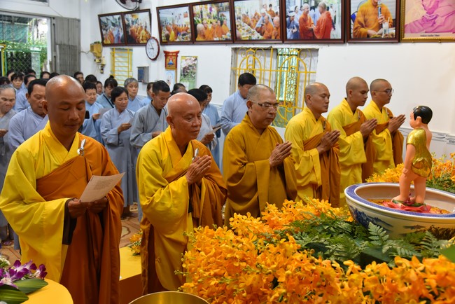 Recognition Award for Vesak Decoration at Buddhists’ residences