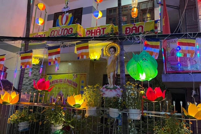 Recognition Award for Vesak Decoration at Buddhists’ residences