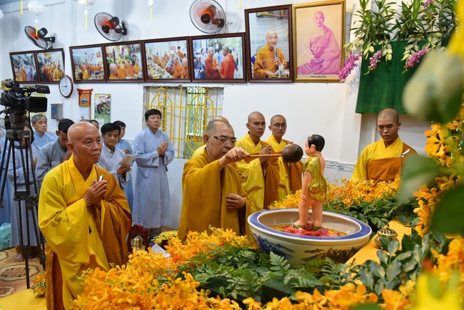 Recognition Award for Vesak Decoration at Buddhists’ residences