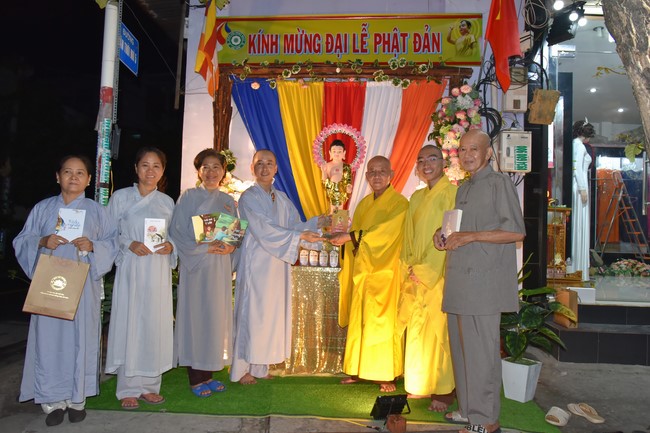 Recognition Award for Vesak Decoration at Buddhists’ residences