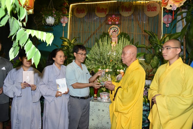 Recognition Award for Vesak Decoration at Buddhists’ residences