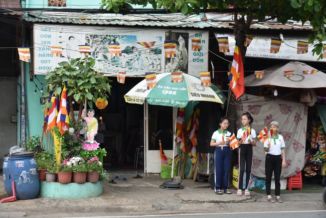 Recognition Award for Vesak Decoration at Buddhists’ residences