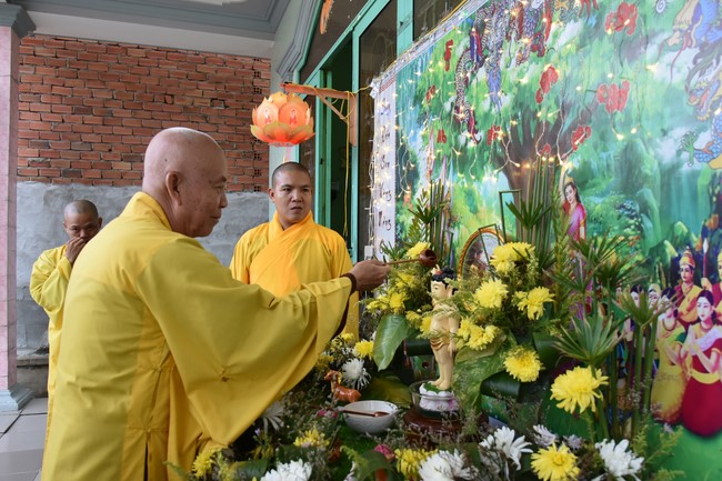 Recognition Award for Vesak Decoration at Buddhists’ residences