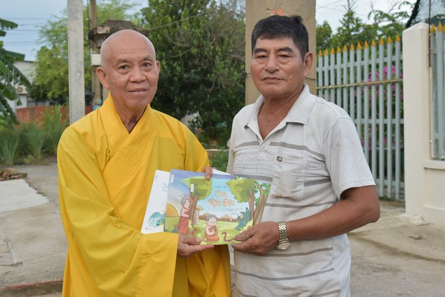 Recognition Award for Vesak Decoration at Buddhists’ residences