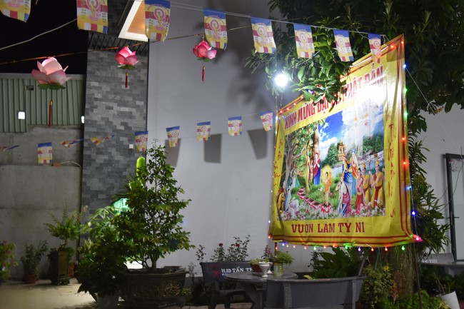 Recognition Award for Vesak Decoration at Buddhists’ residences