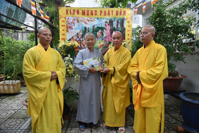Recognition Award for Vesak Decoration at Buddhists’ residences