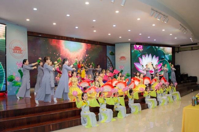 Vesak Music Performance (Buddhist Family Group)